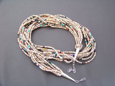 santodomingobabyoliveheishimulticolornecklace (2).jpg